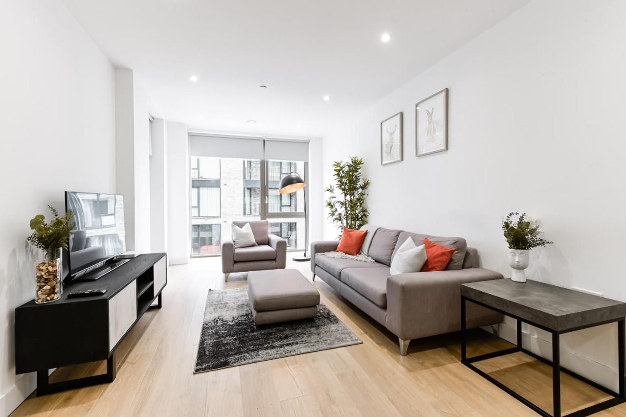 Khayat Homes - The Owelor - Two Bed Londres Exterior foto
